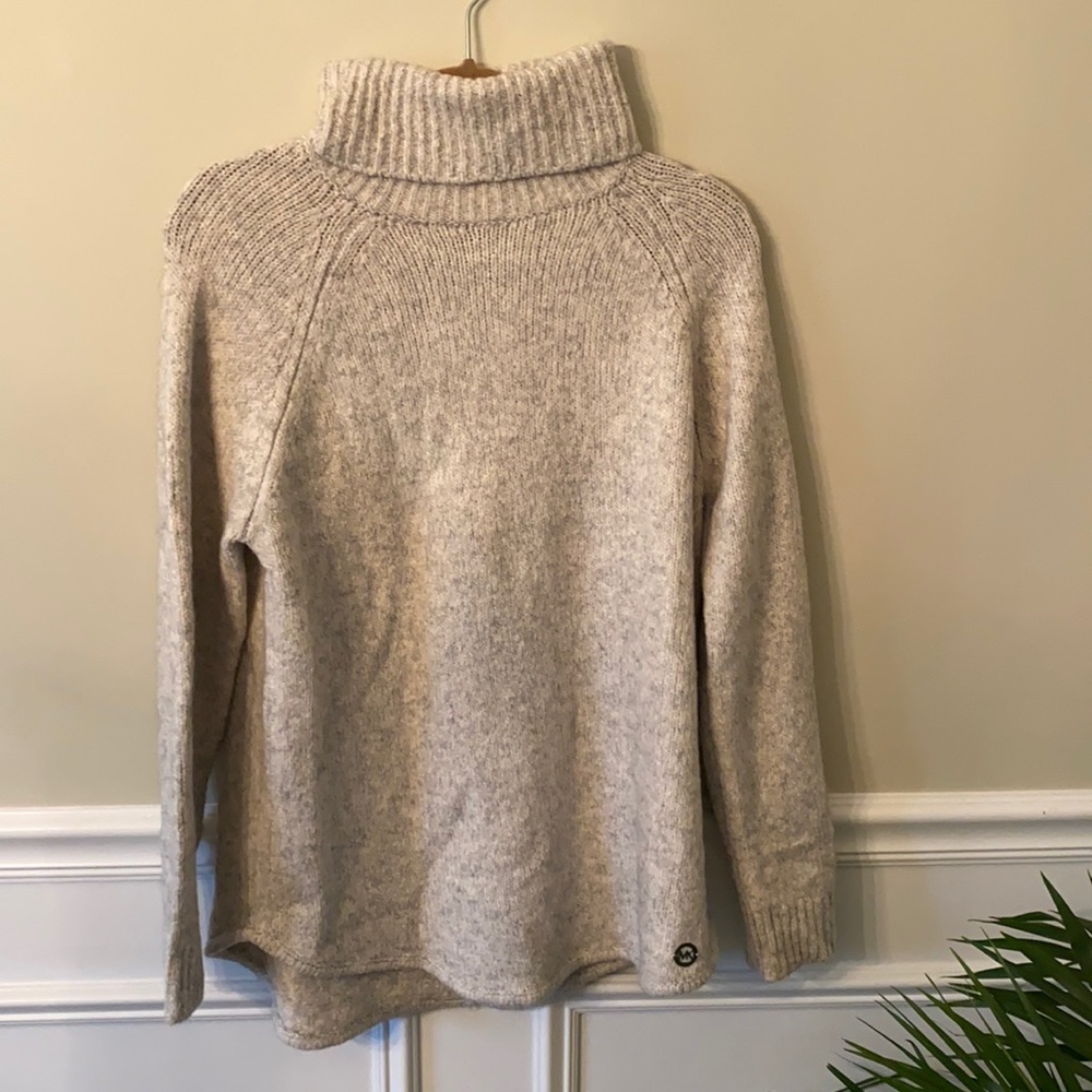 NWT* MICHAEL KORS knitted turtleneck sweater